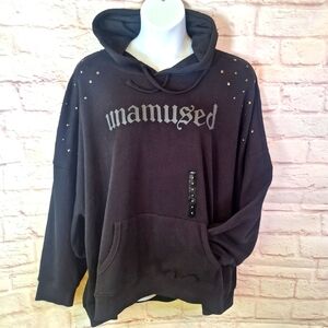 NWT Torrid Size 4 (26) Relaxed Cozy Fleece Studded Hoodie Batwing